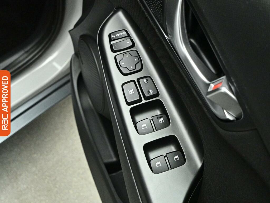 Hyundai Kona Hatchback Grey #23