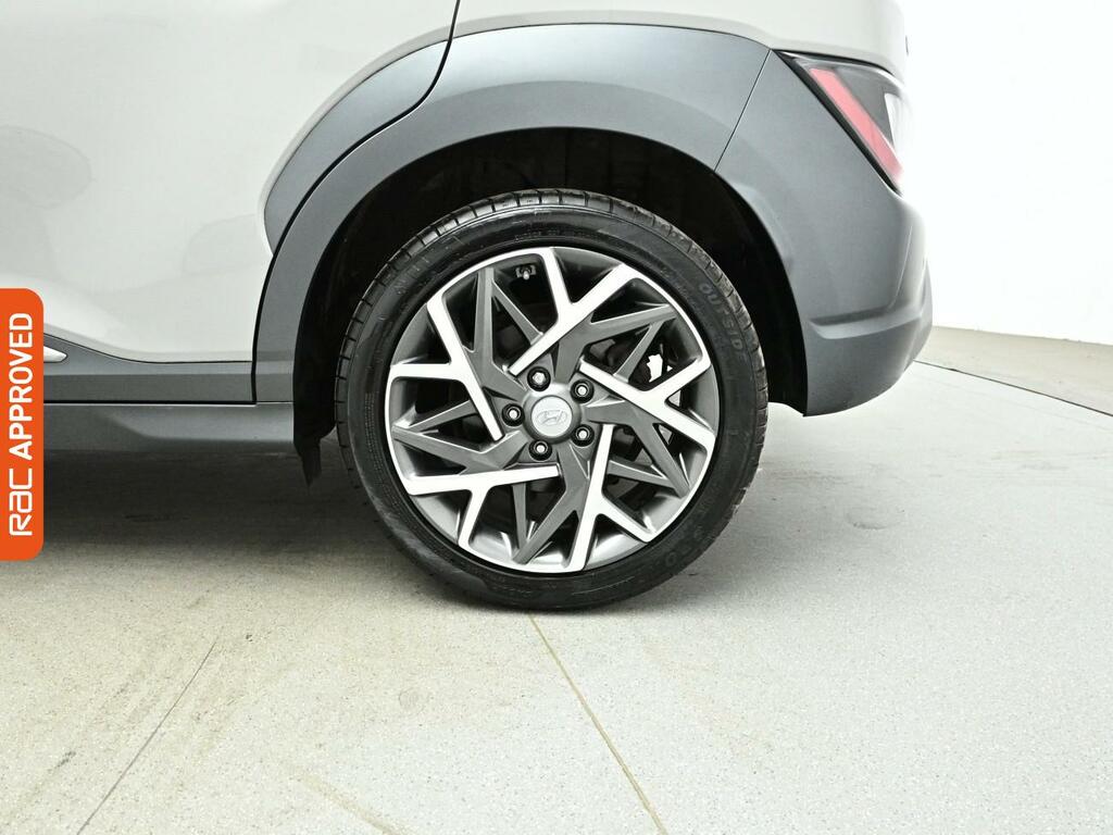 Hyundai Kona Hatchback Grey #26