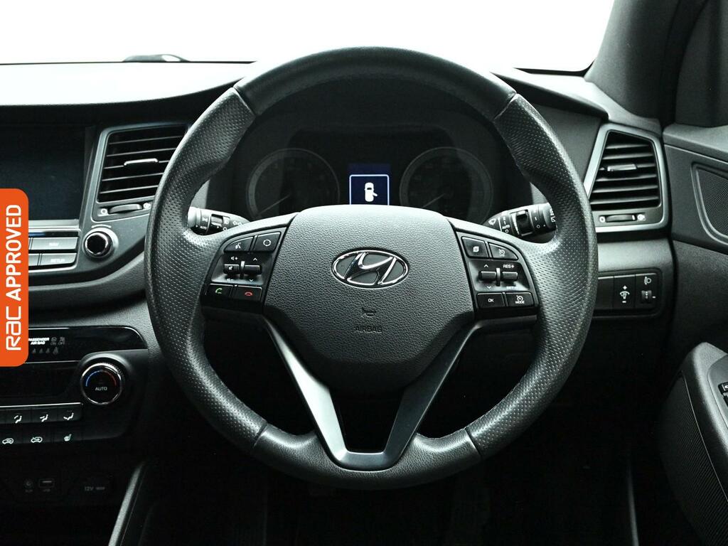 Hyundai Tucson Black #8