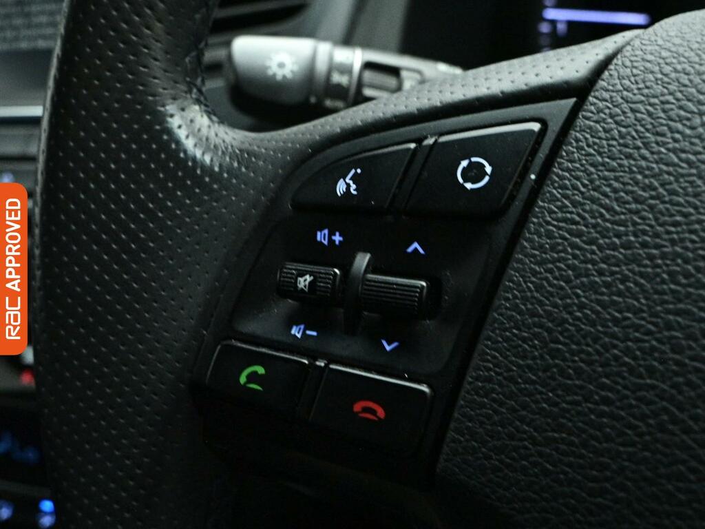 Hyundai Tucson Black #20