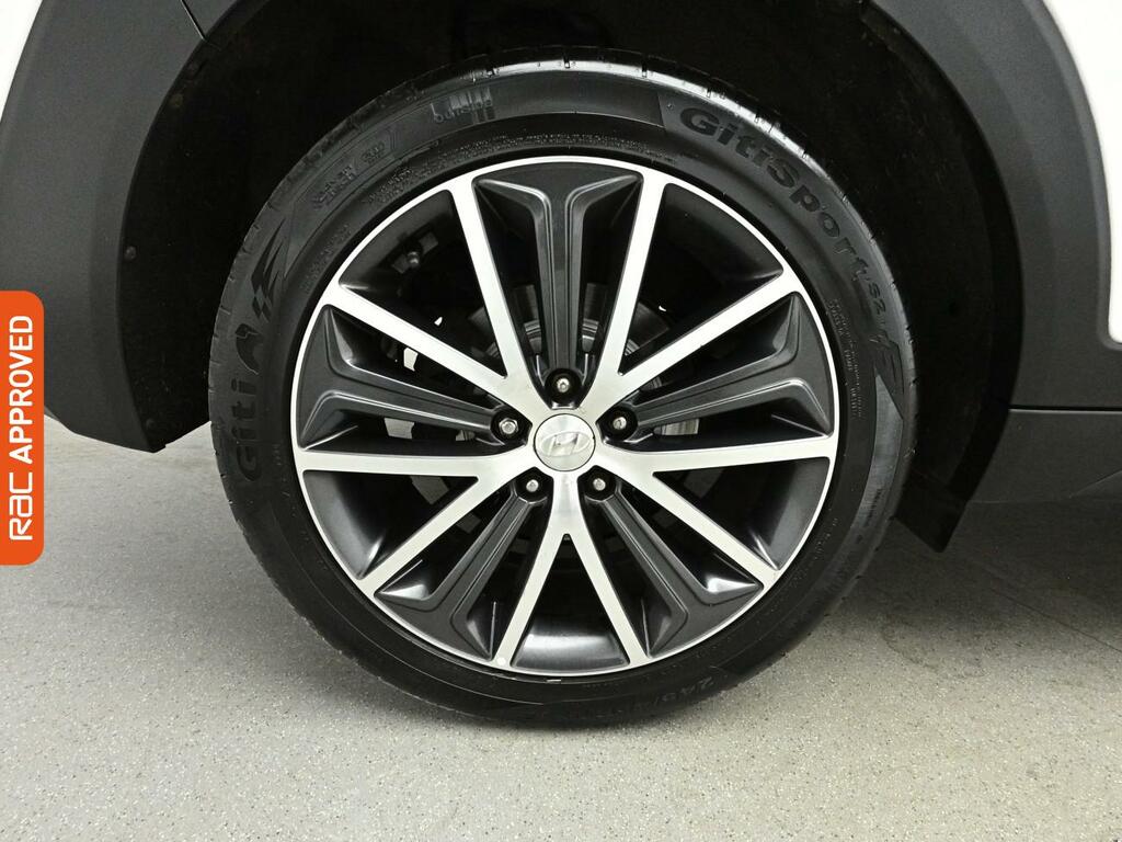 Hyundai Tucson Black #25