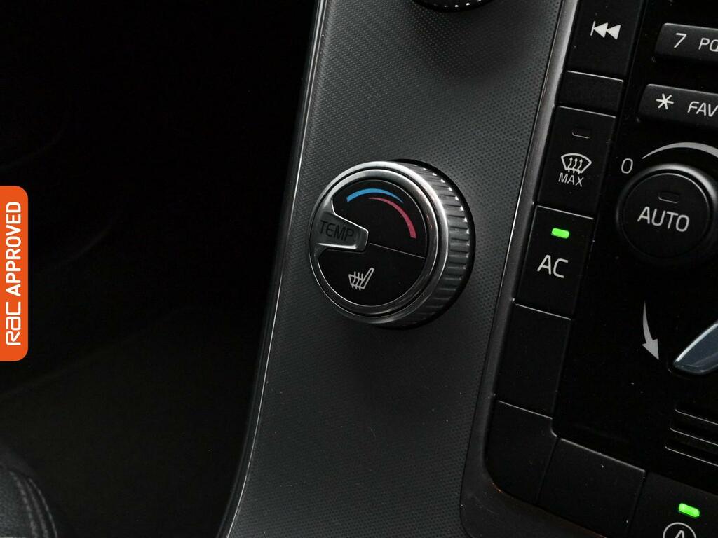 Volvo V60 Cross Country D4 Lux Nav - Blis Winter Pack 19 Al  #14