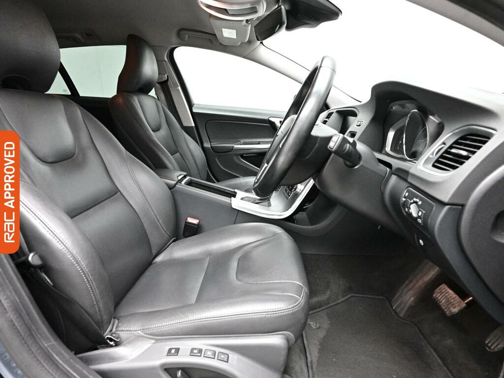 Volvo V60 Cross Country D4 Lux Nav - Blis Winter Pack 19 Al  #10