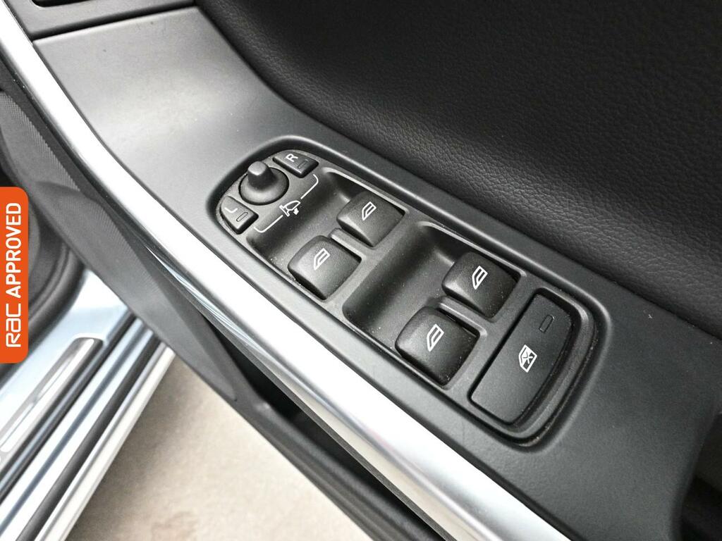 Volvo V60 Cross Country D4 Lux Nav - Blis Winter Pack 19 Al  #24