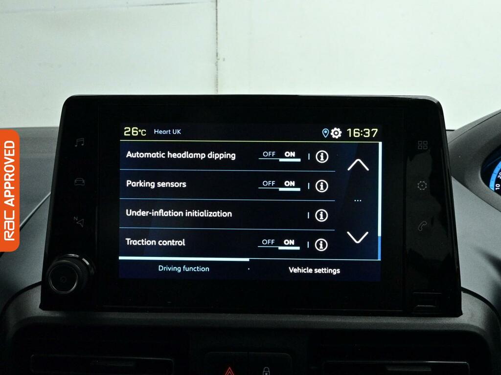 Peugeot e-Rifter Mpv Black #10