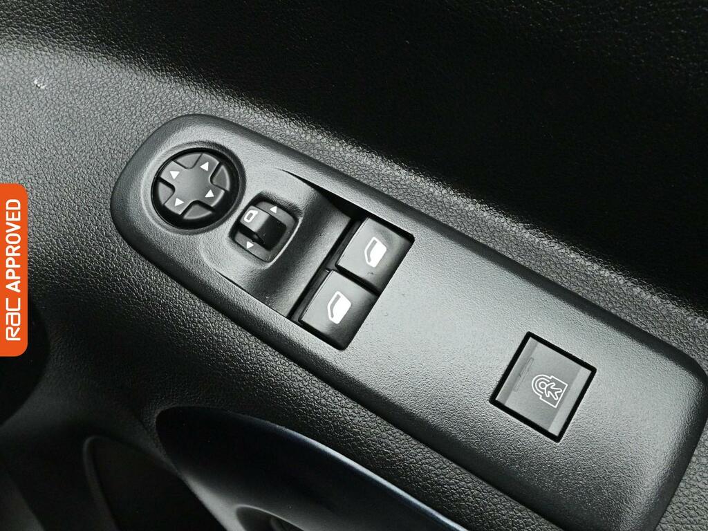 Peugeot e-Rifter Mpv Black #22