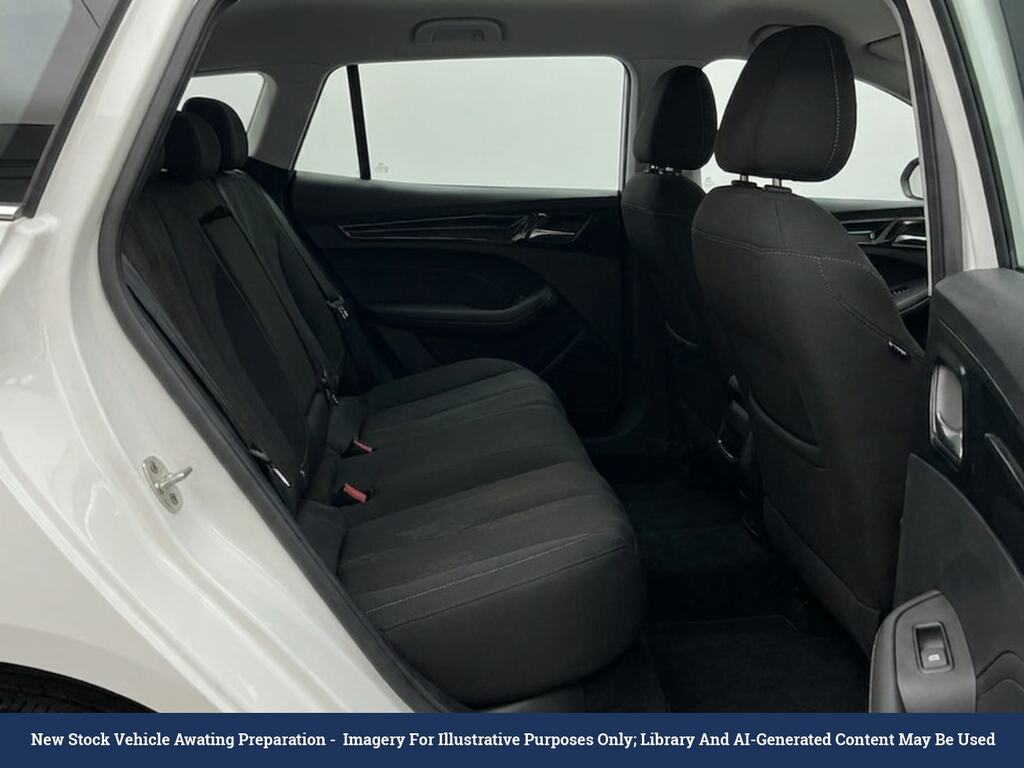 MG MG5 61.1Kwh Se Long Range Estate 15 White #3