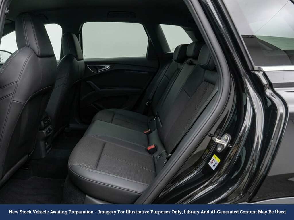 Audi Q4 E Tron 40 S Line Suv 82Kwh 204 Ps Black #3