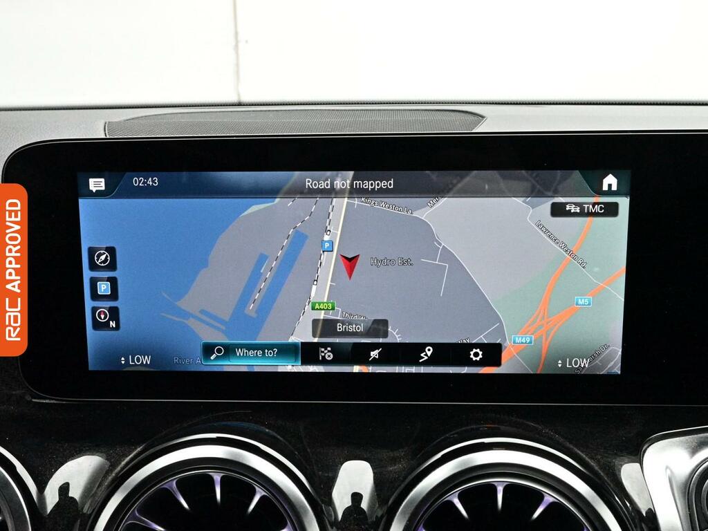 Mercedes-Benz GLB Class 1.3 Glb200 Amg Line Premium 2 Suv 7G- Black #3