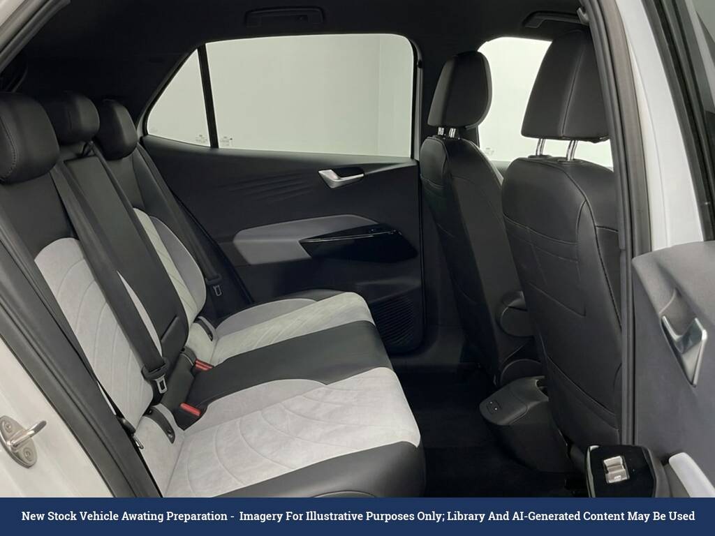 Volkswagen ID.3 Pro 58Kwh Family Hatchback 145 White #4