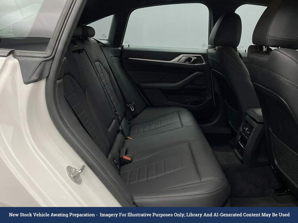 BMW i4 40 83.9Kwh Sport Gran Coupe Edri White #3