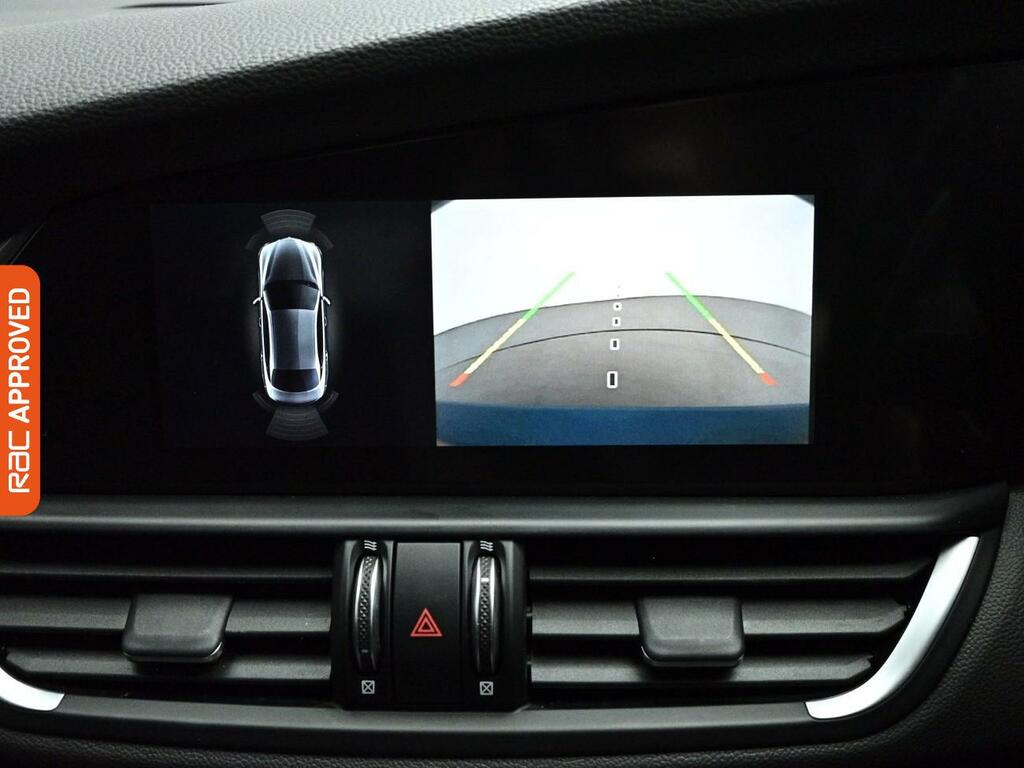 Alfa Romeo Giulia 2.0 Tb Veloce 277 Bhp Black #12