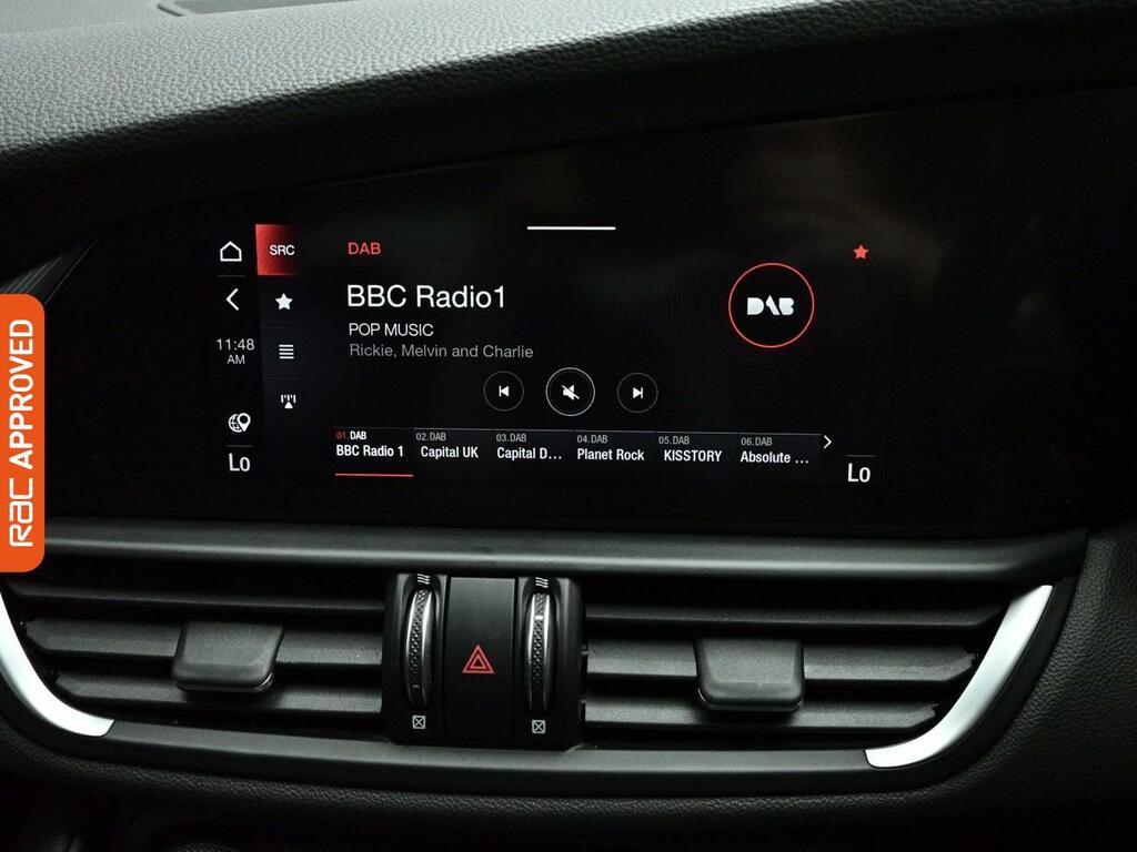Alfa Romeo Giulia 2.0 Tb Veloce 277 Bhp Black #13