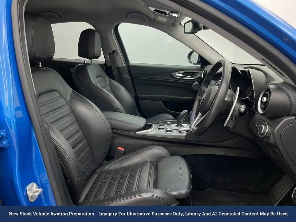 Alfa Romeo Giulia 2.0T Veloce Saloon Gpf Euro 6 Ss Blue #2