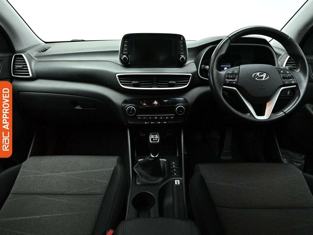 Hyundai Tucson 1.6 Gdi Se Nav Suv Euro 6 Ss HN68XAR Black #2