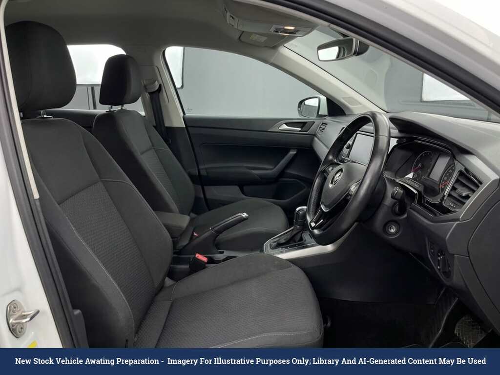Volkswagen Polo Se Black #2