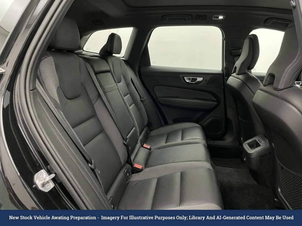 Volvo V60 2.0 B6 Mhev R-design Estate Hybrid Black #3