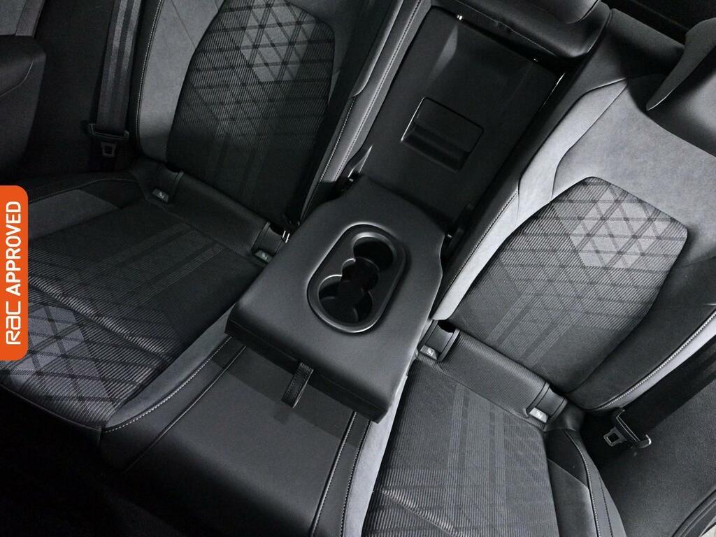 Volkswagen Golf 1.5 Etsi 150 Style Dsg Black #23
