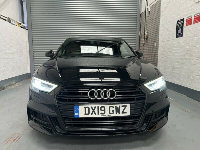 Audi A3 Sportback Tfsi S Line Black #4