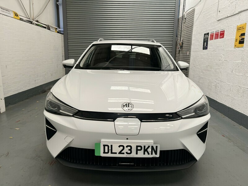 MG MG5 Trophy White #2
