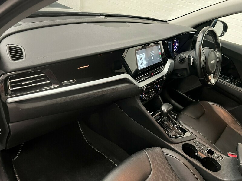 Kia Niro 2 Red #38