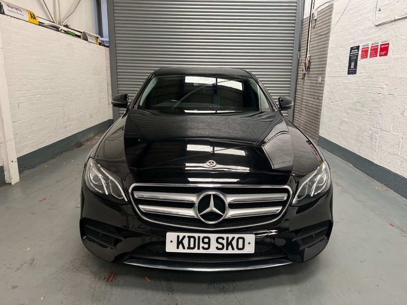 Mercedes-Benz E Class E 220 D Se Black #2