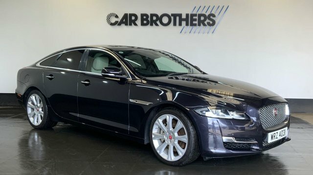 Jaguar XJ 3.0D V6 Portfolio Saloon Euro 6 S Black