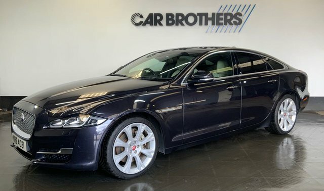Jaguar XJ 3.0D V6 Portfolio Saloon Euro 6 S Black #3