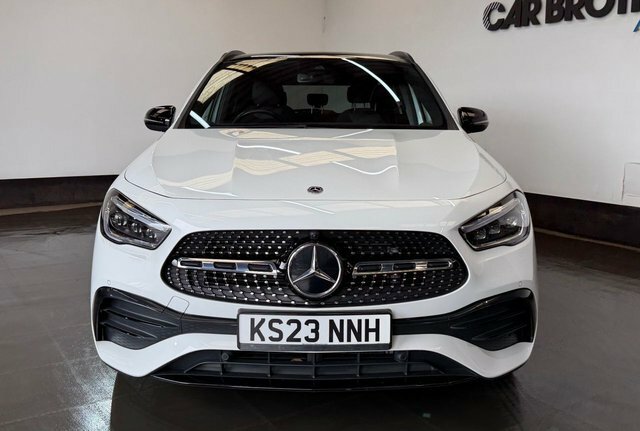Mercedes-Benz GLA Class 1.3 Gla200 Amg Line Night Edition Premium Plus S Black #3
