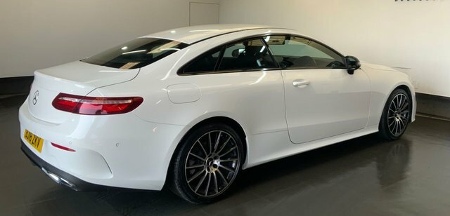 Mercedes-Benz E Class 2.0 E220d Amg Line Coupe G-tronic Euro White #3