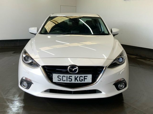 Mazda 3 2.0 Skyactiv-g Sport Nav Fastback White #3