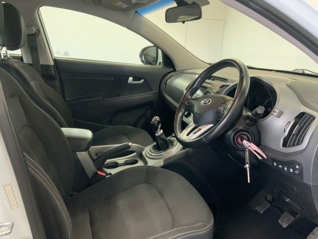 Kia Sportage 2 Silver #12