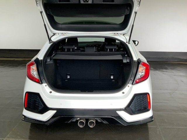 Honda Civic 1.5 Vtec Turbo Gpf Sport Hatchback Manu White #6
