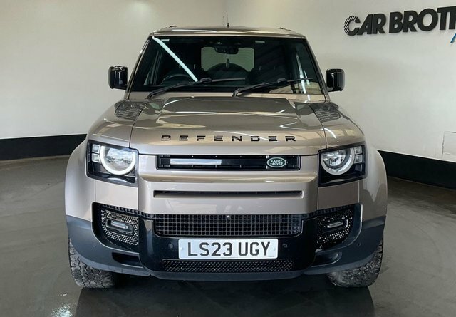 Land Rover Defender 90 3.0 D250 Mhev Hard Top Suv 4Wd Swb Brown #2