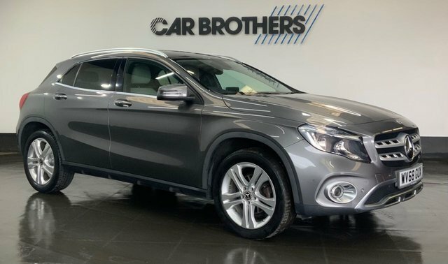 Mercedes-Benz GLA Class 2.1 Gla200d Sport Executive Suv 7G-dc Grey #6