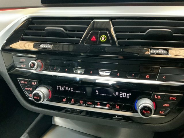 BMW 5 Series 520D M Sport Blue #24