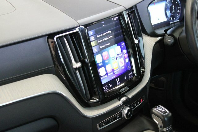 Volvo XC60 Inscription Blue #31