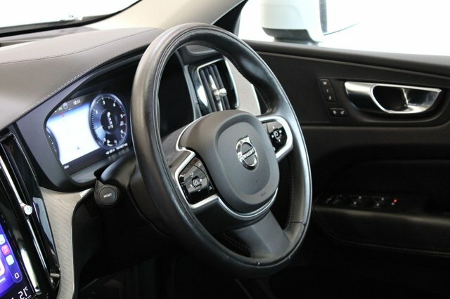 Volvo XC60 Inscription Blue #32