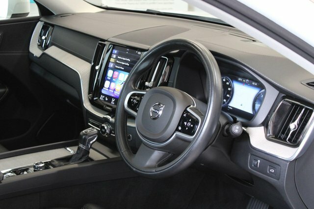 Volvo XC60 Inscription Blue #45