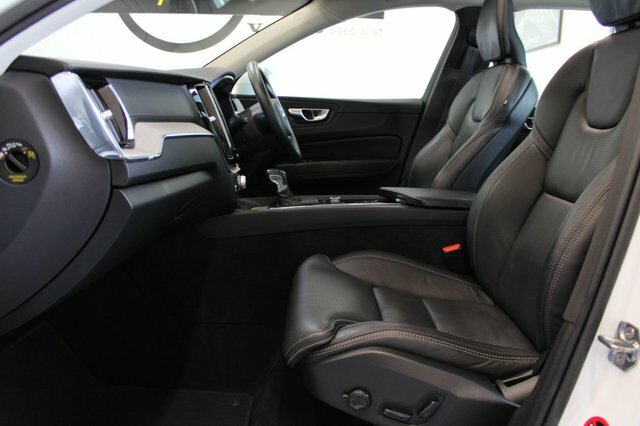 Volvo XC60 Inscription Blue #29
