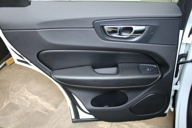 Volvo XC60 Inscription Blue #35