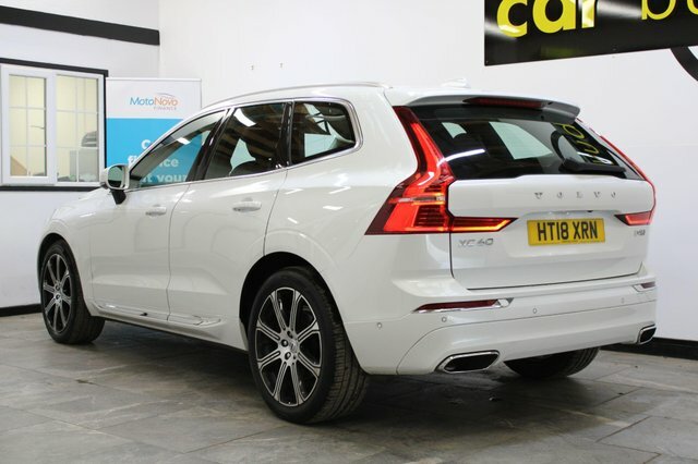 Volvo XC60 2018 2.0 D4 Inscription Pro Awd Euro 6 Ss White #3