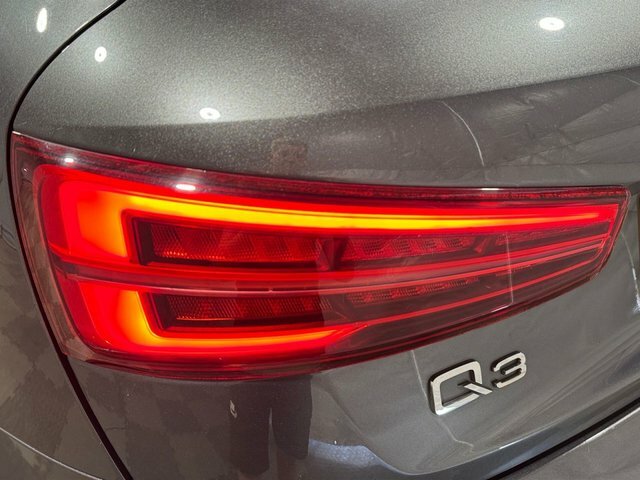 Audi Q3 Tdi S Line Plus KV66KPE Grey #6