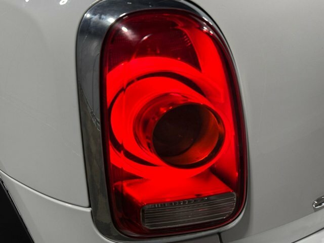 Mini Countryman Cooper D Suv YC17RWE White #5