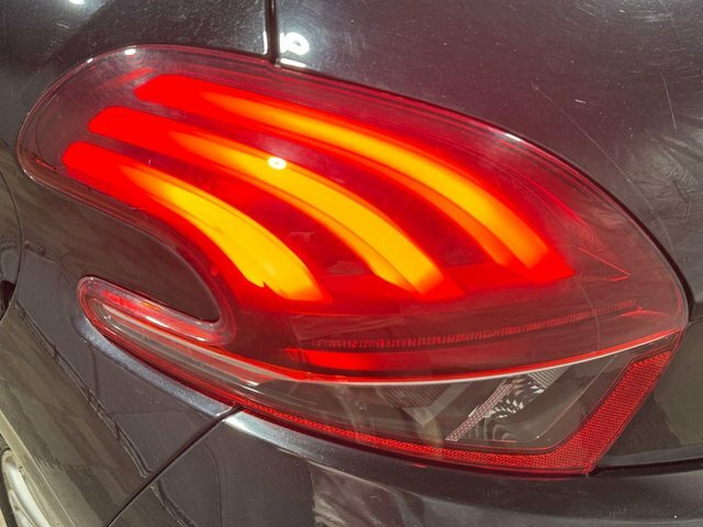 Peugeot 208 Puretech Signature Hatchback KM68WCJ Black #6