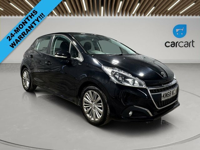 Peugeot 208 Puretech Signature Hatchback Black
