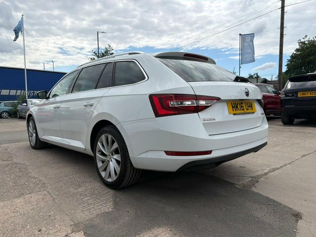 Skoda Superb Tsi Act Se L White #3