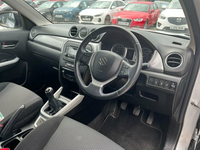 Suzuki Vitara Sz4 Suv Silver #5