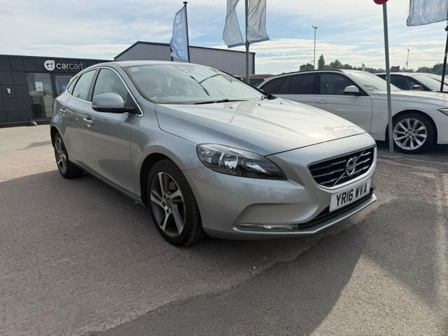 Volvo V40 T2 Se Nav Hatchback Silver