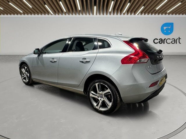 Volvo V40 T2 Se Nav Hatchback Silver #3